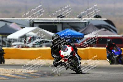 media/Apr-09-2022-SoCal Trackdays (Sat) [[c9e19a26ab]]/Turn 2 (1140am)/